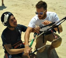 Curso de kitesurf con Tarifa Max, el monitor siempre contigo